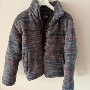 ALO Yoga Stage Sweather Puffer